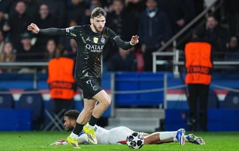 替补贡献2球1助，克瓦拉茨赫利亚当选巴黎vs切尔西全场最佳