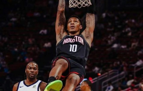 多多28官方网站-4场没进三分，火箭锋线不值得续约 谢泼德12次出手9分 只能当替补